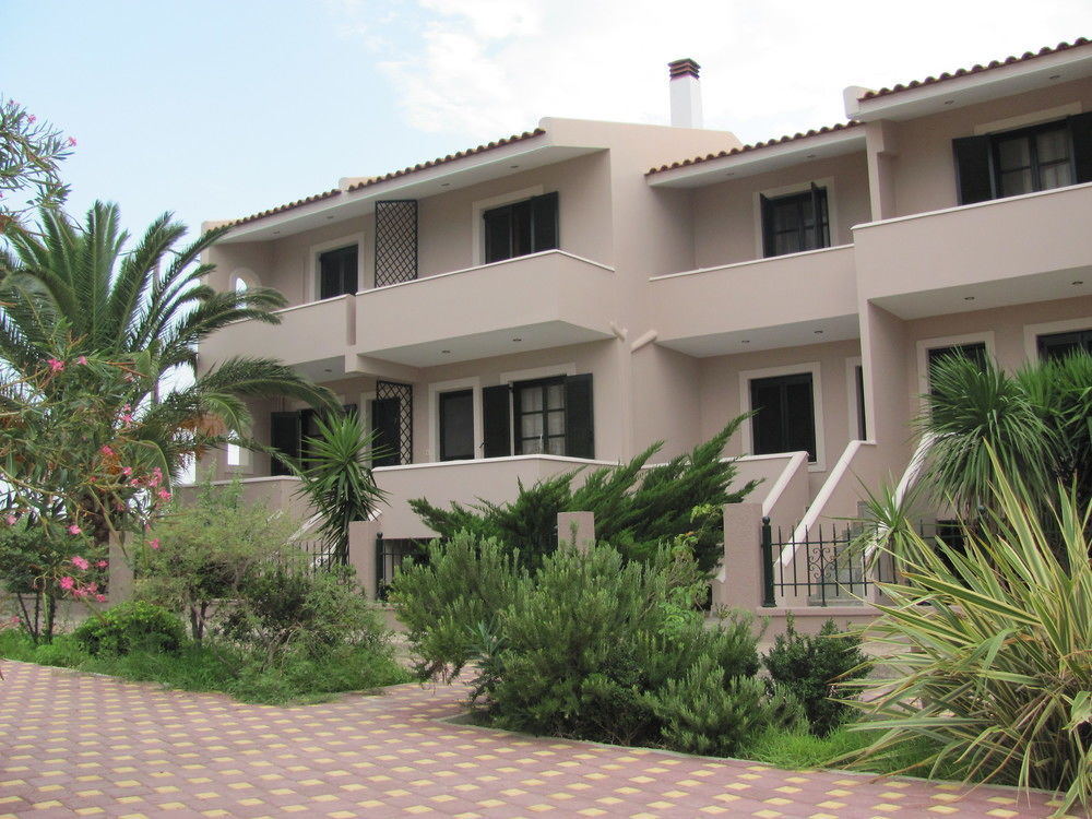 Lakonia Bay Apartments Arcangelo Esterno foto